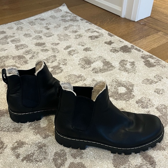 Black roots boots size 10.5 - Picture 8 of 8